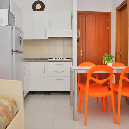 Lovely Beachfront 1 Bedroom - Beahost Apartamento Bibione