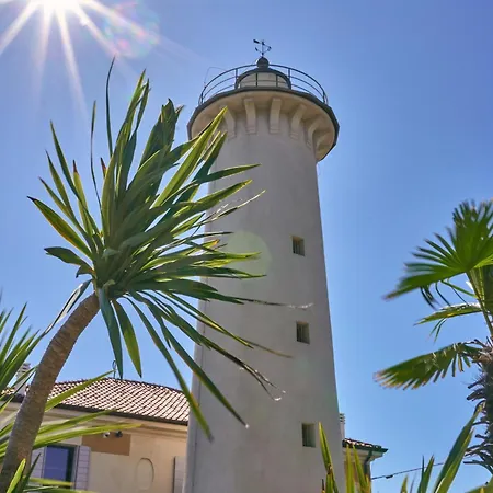 Apartamento Lovely Beachfront 1 Bedroom - Beahost